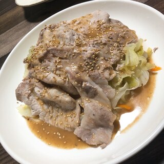 豚肉と野菜のごまだれ蒸し୨୧⑅*.